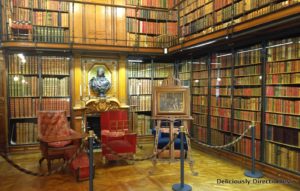 Cabinet des Livres in Chateau de Chantilly 1